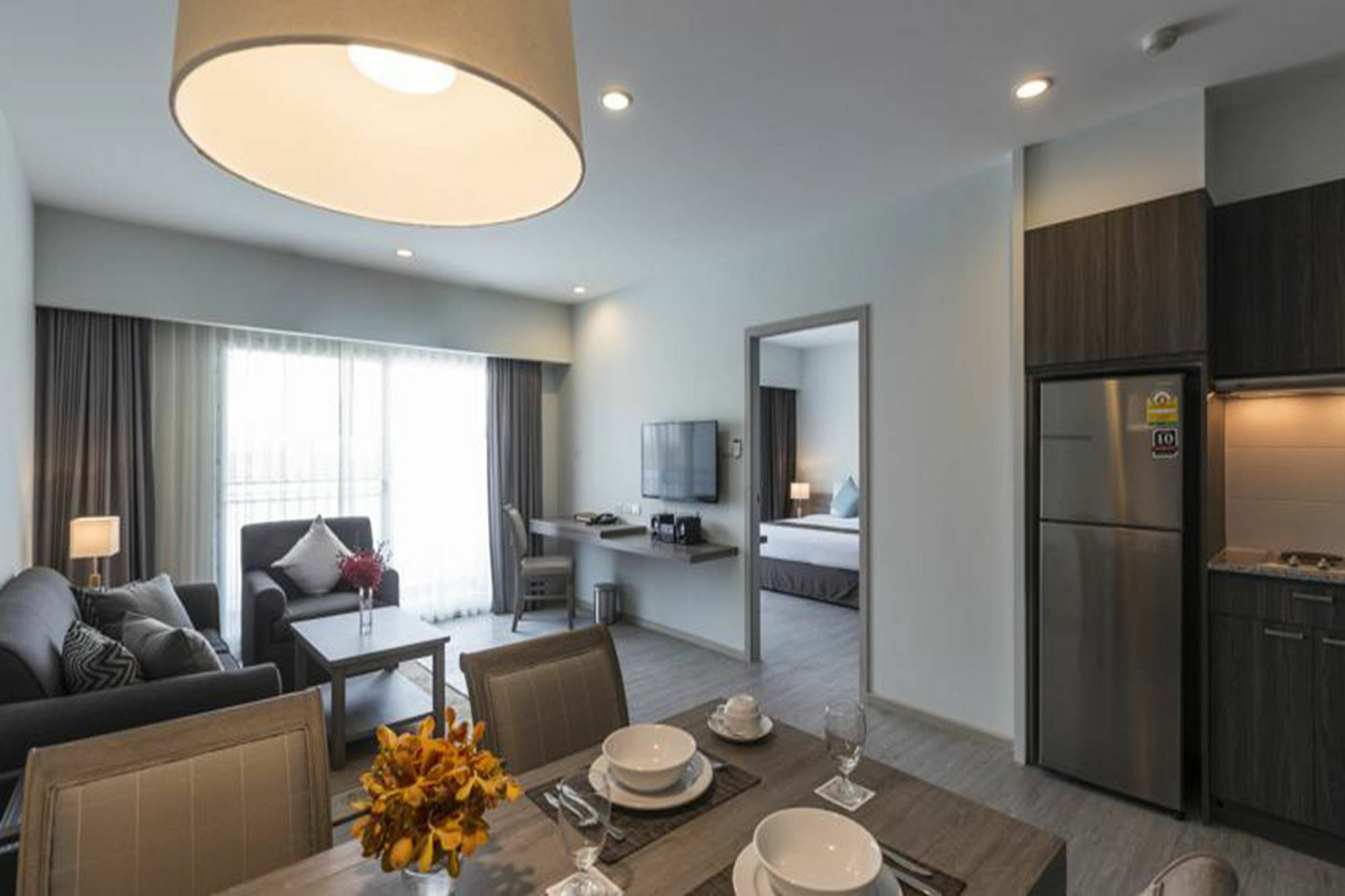 Kantary Hotel And Serviced Apartment, Amata, Bangpakong Ban Tamru Екстериор снимка
