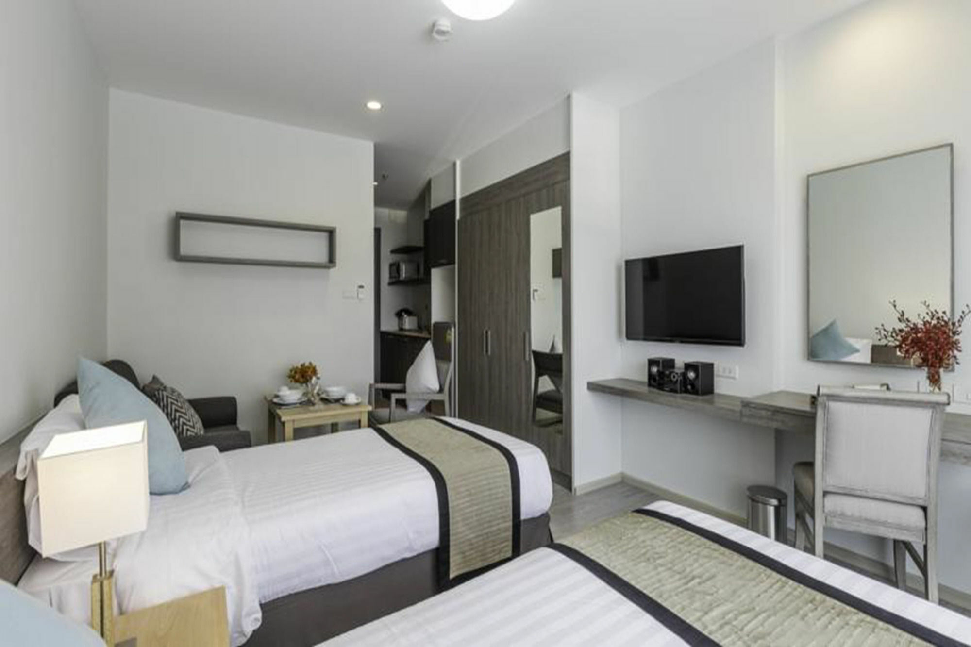 Kantary Hotel And Serviced Apartment, Amata, Bangpakong Ban Tamru Екстериор снимка