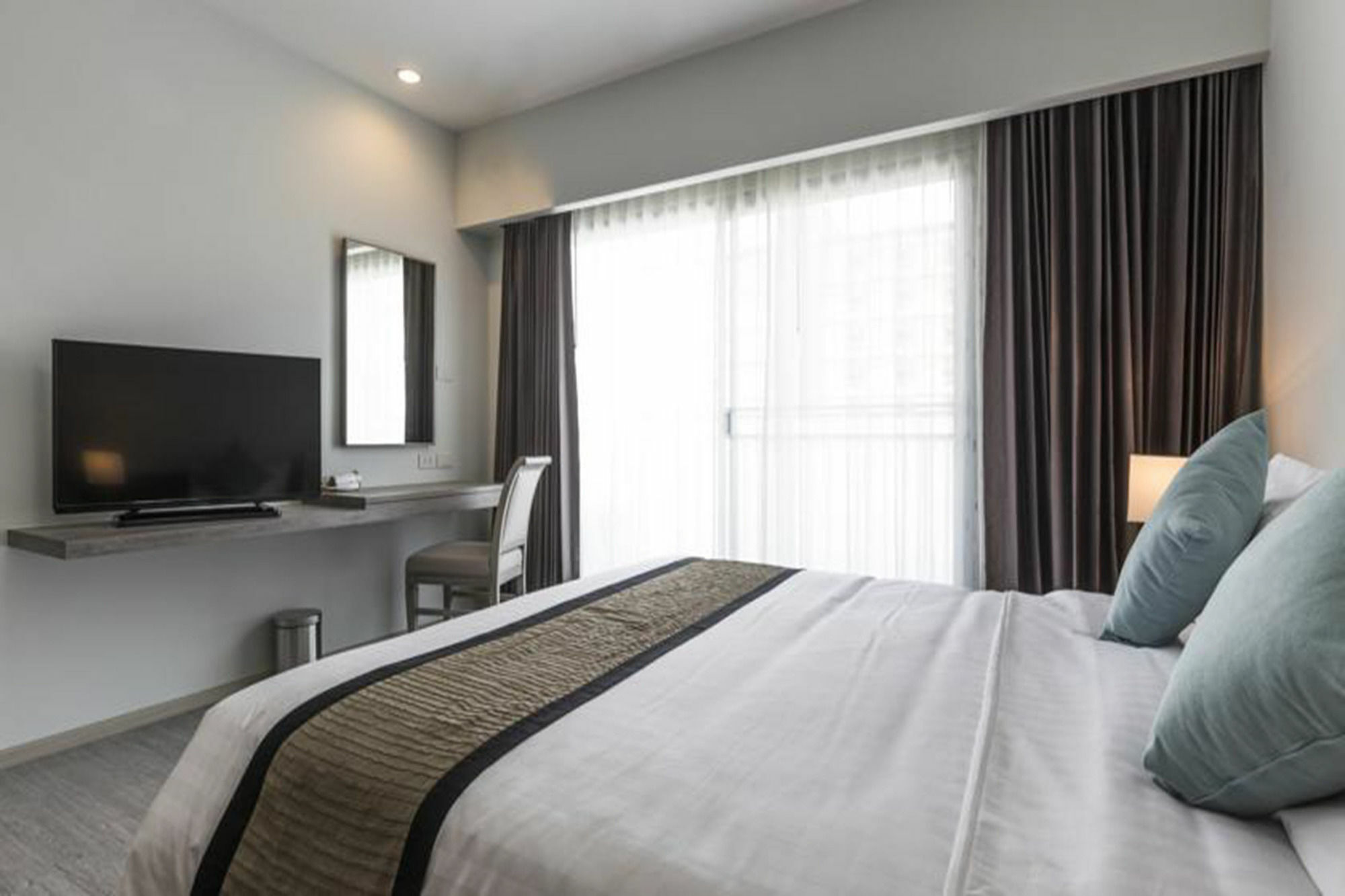 Kantary Hotel And Serviced Apartment, Amata, Bangpakong Ban Tamru Екстериор снимка