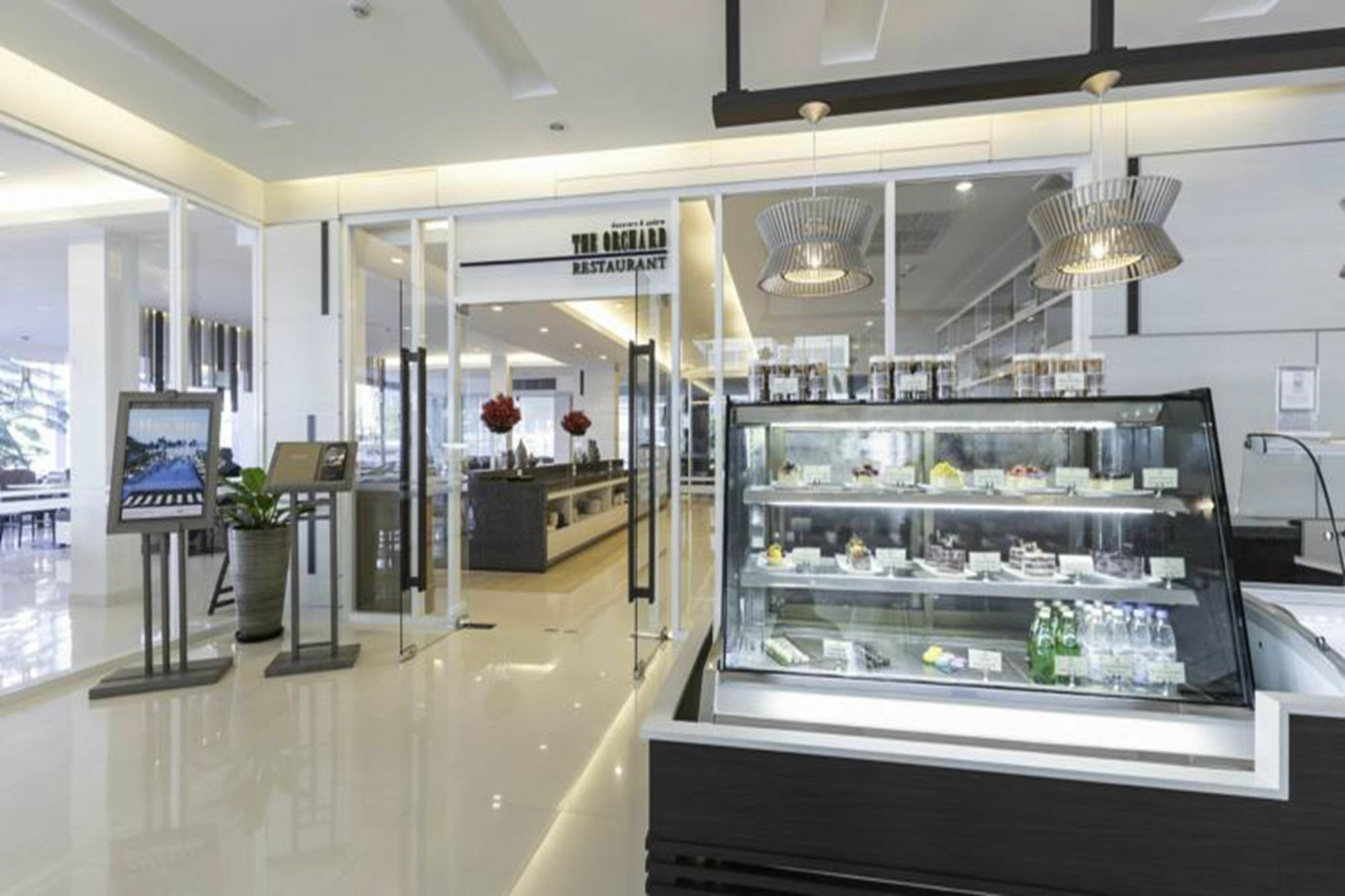 Kantary Hotel And Serviced Apartment, Amata, Bangpakong Ban Tamru Екстериор снимка